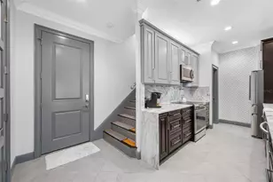 237 7th Ave N, Saint Petersburg, FL 33701 - Photo 4