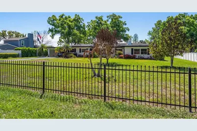 421 E County Line Road, Lutz, FL 33549 - Photo 20