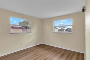 37136 Mandarin Ave, Zephyrhills, FL 33541 - Photo 18