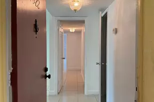 7522 Gallineta Ct, Tampa, FL 33615 - Photo 2