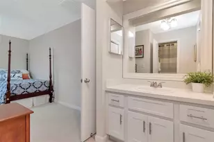 2983 W Knights Ave, Tampa, FL 33611 - Photo 22