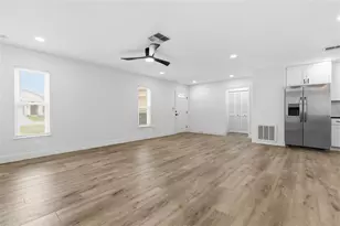 11210 Mercedes St, Spring Hill, FL 34609 - Photo 18