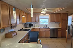 5130 Brittany Dr S, Saint Petersburg, FL 33715 - Photo 10