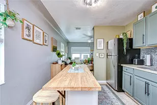 1611 28th St S, Saint Petersburg, FL 33712 - Photo 14