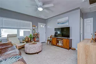 1611 28th St S, Saint Petersburg, FL 33712 - Photo 6