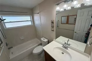 11401 66th Ave, Seminole, FL 33772 - Photo 10