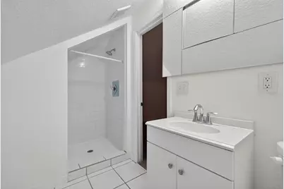 105 W Columbus Drive, Tampa, FL 33602 - Photo 26