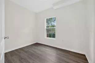 105 W Columbus Dr, Tampa, FL 33602 - Photo 12