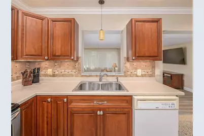 907 Hillside Terrace, Brandon, FL 33511 - Photo 10