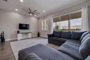 6064 Moorings Dr S, Saint Petersburg, FL 33712 - Photo 4