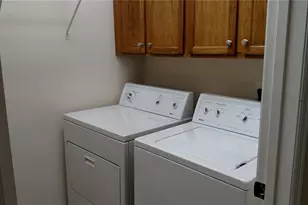 30105 Mossbank Dr, Wesley Chapel, FL 33543 - Photo 16