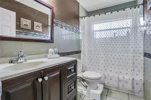 525 Skylark Ln NW, Port Charlotte, FL 33952 - Photo 18