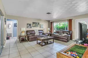 525 Skylark Ln NW, Port Charlotte, FL 33952 - Photo 8