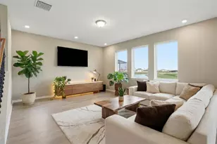 11918 Bahia Valley Dr, Riverview, FL 33579 - Photo 2