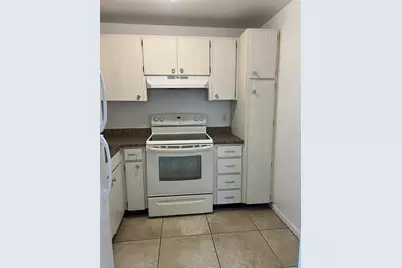 8701 4th Street N #208, Saint Petersburg, FL 33702 - Photo 10