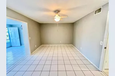 2000 World Parkway Boulevard #6, Clearwater, FL 33763 - Photo 18