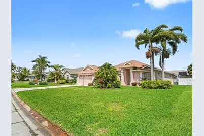 535 Planters Manor Way, Bradenton, FL 34212 - Photo 2