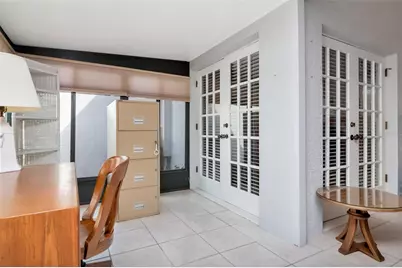 11504 Cerca Del Rio Place, Temple Terrace, FL 33617 - Photo 12