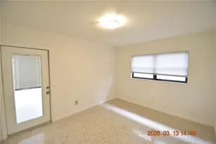 528 Suwanee Cir, Tampa, FL 33606 - Photo 20