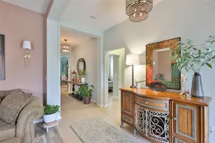 1506 Yale Castle Ct, Ruskin, FL 33570 - Photo 8