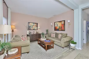 1506 Yale Castle Ct, Ruskin, FL 33570 - Photo 6