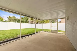 7955 Bayshore Dr, Seminole, FL 33776 - Photo 22