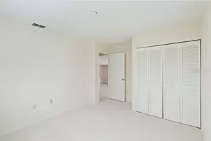 5206 Woodlawn Cir E, Palmetto, FL 34221 - Photo 22