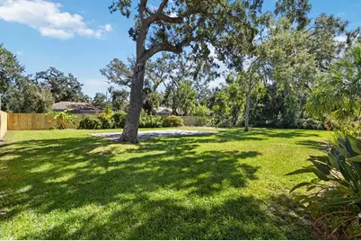 5206 Woodlawn Circle E, Palmetto, FL 34221 - Photo 32