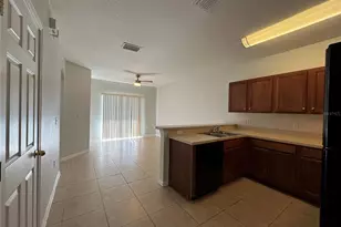 1561 Blue Magnolia Rd, Brandon, FL 33510 - Photo 10