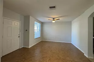 1561 Blue Magnolia Rd, Brandon, FL 33510 - Photo 6