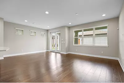 5707 Village Center Drive, Lithia, FL 33547 - Photo 16