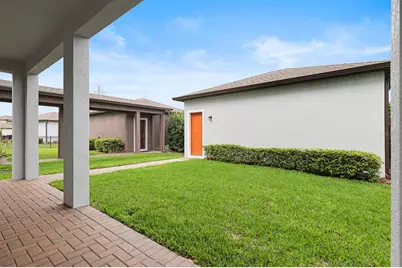 5707 Village Center Drive, Lithia, FL 33547 - Photo 32