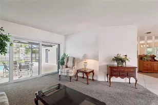 3225 Masters Dr, Clearwater, FL 33761 - Photo 10