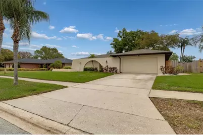 3225 Masters Drive, Clearwater, FL 33761 - Photo 2