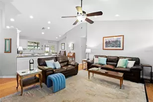 4766 Stoneview Cir, Oldsmar, FL 34677 - Photo 18