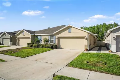 18267 Turning Leaf Circle, Land O Lakes, FL 34638 - Photo 2