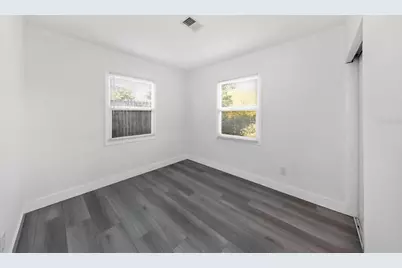360 57th Street N, Saint Petersburg, FL 33710 - Photo 30