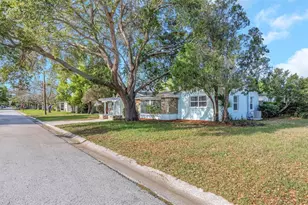 360 57th St N, Saint Petersburg, FL 33710 - Photo 32