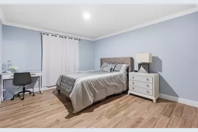 13285 Arbor Pointe Circle #202, Tampa, FL 33617 - Photo 14