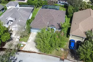 16320 Bridgewalk Dr, Lithia, FL 33547 - Photo 46