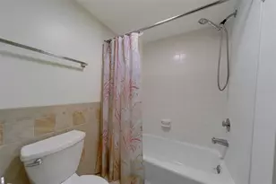 225 Country Club Dr, Largo, FL 33771 - Photo 24