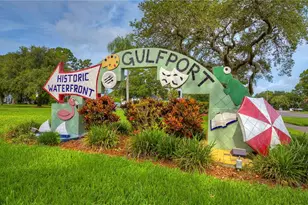 3017 49th St S, Gulfport, FL 33707 - Photo 14