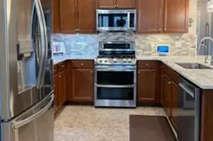 112 Suffolk Ct, Deland, FL 32724 - Photo 10