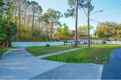 2285 Lake Drive, Jacksonville, FL 32246 - Photo 2