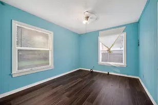 2285 Lake Dr, Jacksonville, FL 32246 - Photo 16