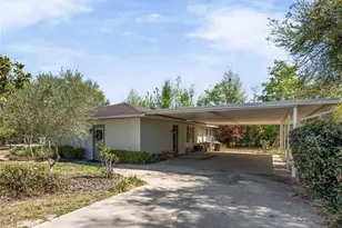 38732 Tall Dr, Zephyrhills, FL 33540 - Photo 4