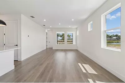2856 Marrakesh Lane, Sarasota, FL 34234 - Photo 14