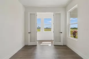 2856 Marrakesh Ln, Sarasota, FL 34234 - Photo 4