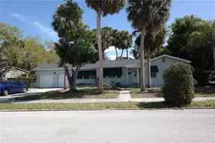 800 East Harbor Dr S, Saint Petersburg, FL 33705 - Photo 2