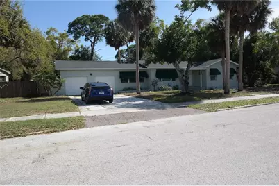 800 E Harbor Drive S, Saint Petersburg, FL 33705 - Photo 1